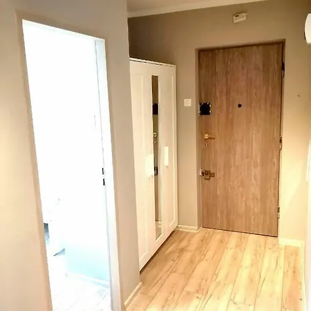 Kolejowa Apartament Daire Wroclaw